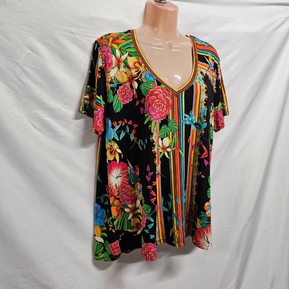 Johnny Was Floral V Neck Top Tee Women Size XL Bamboo - Picture 10 of 15